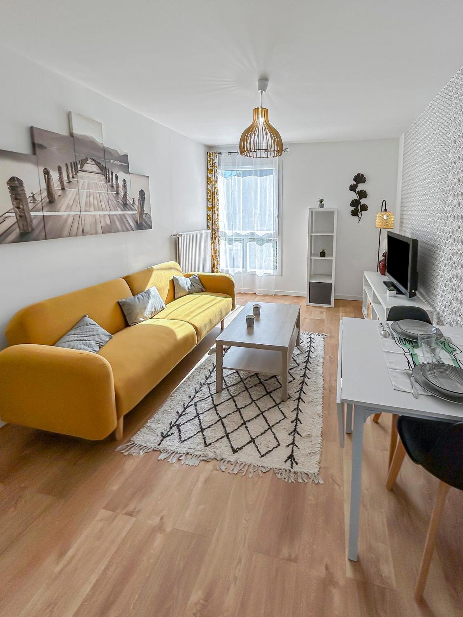 Appartement Lumineux, Wi-Fi Et Parking Prive Niort Ngoại thất bức ảnh
