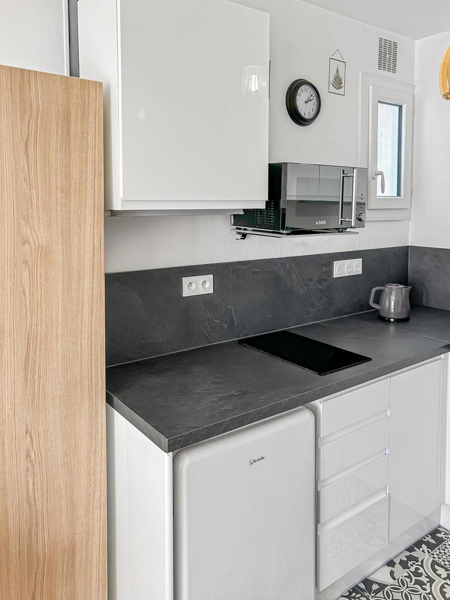Appartement Lumineux, Wi-Fi Et Parking Prive Niort Ngoại thất bức ảnh