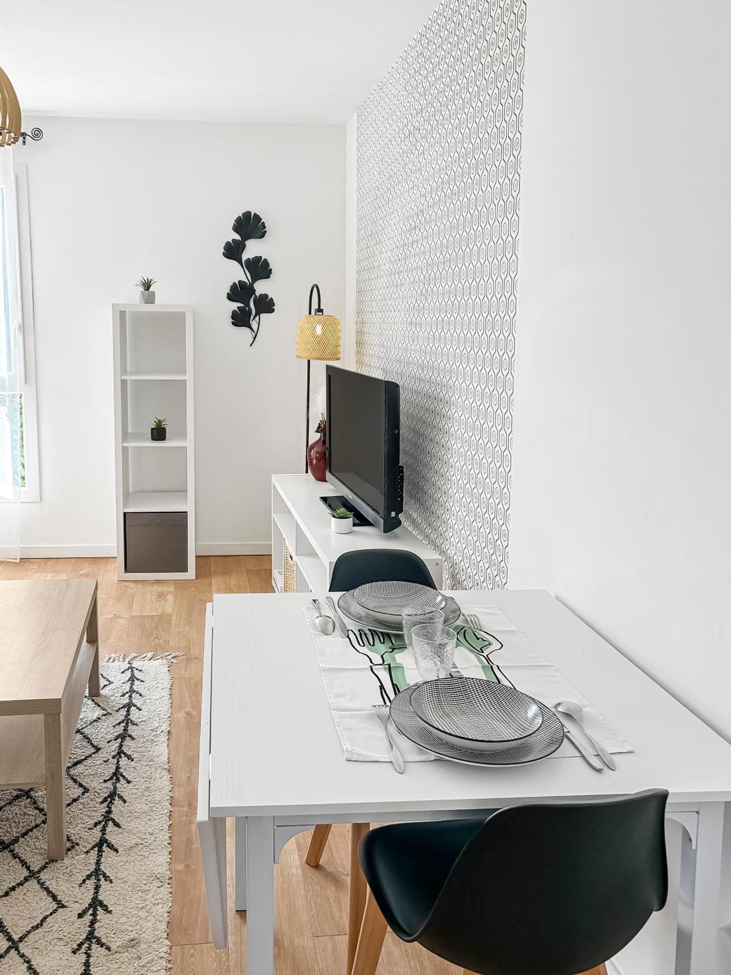 Appartement Lumineux, Wi-Fi Et Parking Prive Niort Ngoại thất bức ảnh